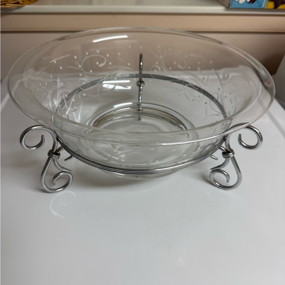 Retired PartyLite Glass Bowl with Silver Stand